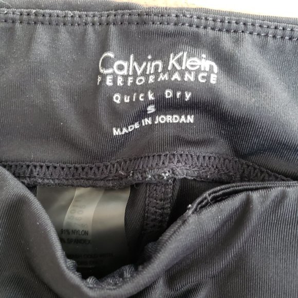 Calvin Klein Performance Capri Yoga Pants - Picture 5 of 6